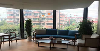 4 330 170px.jpg